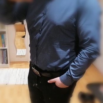 Joezer, Praha, 43 let